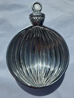 Mariposa Brillante Silver Ornament Candy Dish - Vintage Aluminum